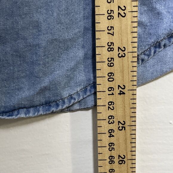 Old Navy Women's Blue Chambray Denim Tank Top XS V-Neck Open Keyhole Back Casual - Picture 5 of 9